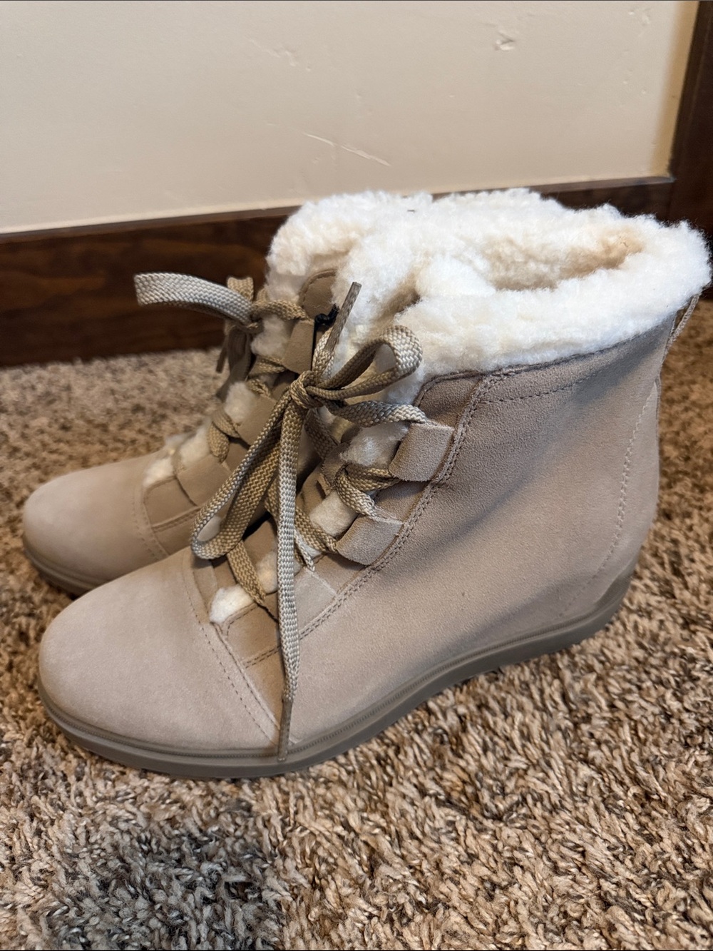 SOREL-Evie II Cozy Booty, Size 11 - Picture 2 of 10